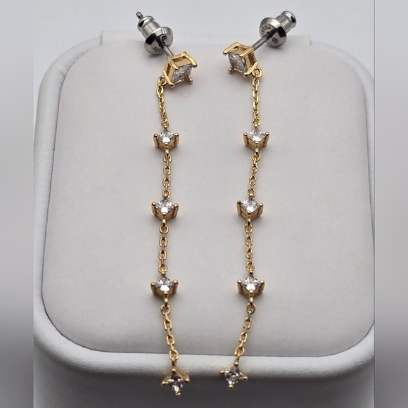 Fossil Jewelry - ✨2/$10✨ Fossil Gold Tone Dangle Drop Earrings Cubic Zirconia 2''